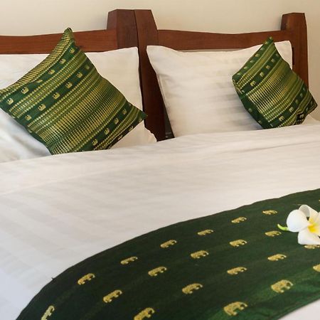 Hak Boutique Residence Siem Reap Bagian luar foto
