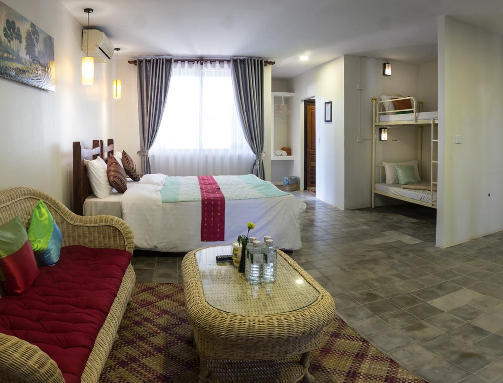Hak Boutique Residence Siem Reap Bagian luar foto