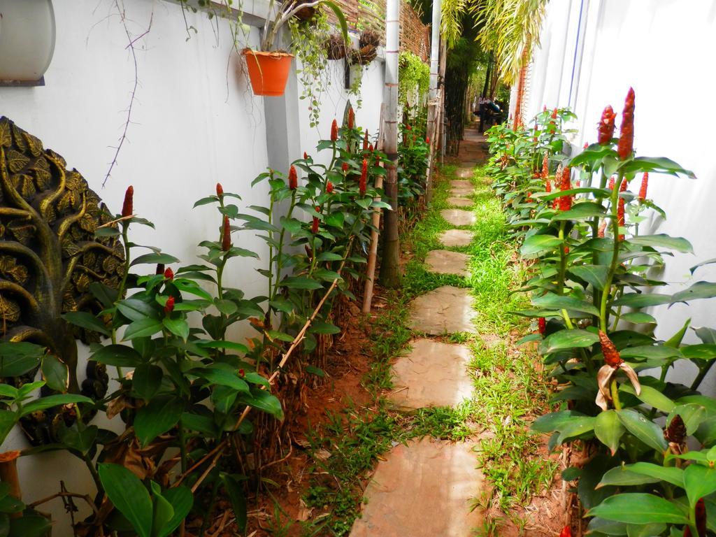 Hak Boutique Residence Siem Reap Bagian luar foto