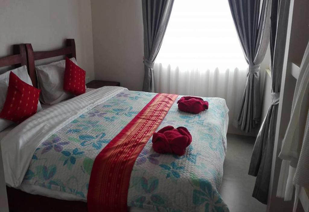 Hak Boutique Residence Siem Reap Bagian luar foto